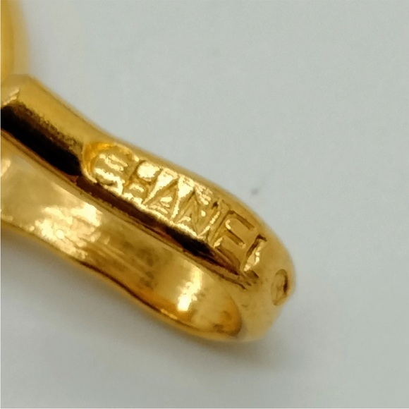 Chanel Gold Tone & Black Chain Belt - 85 cm/33 inches - Picture 6 of 9